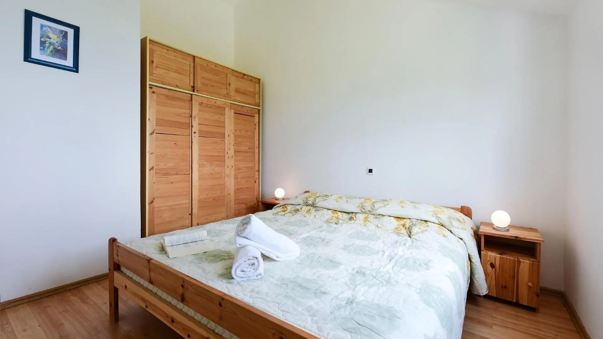 2 Bedroom Nice Apartment In Ugljan Croatia